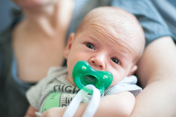 A pacifier may help relax the diaphragm and reduce hiccups.