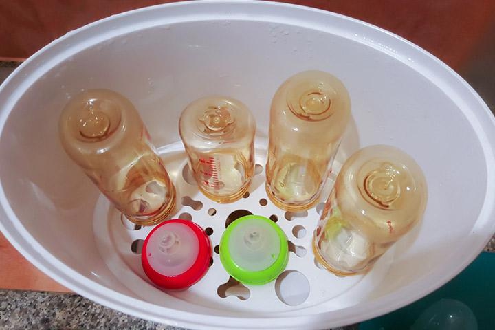 How to Sterilize Baby Bottles