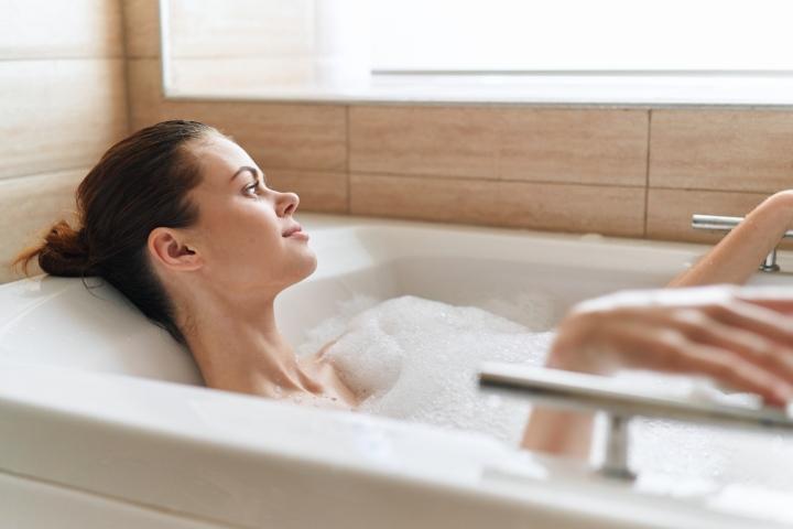 Hot Tubs In Pregnancy: Are They Safe To Use?