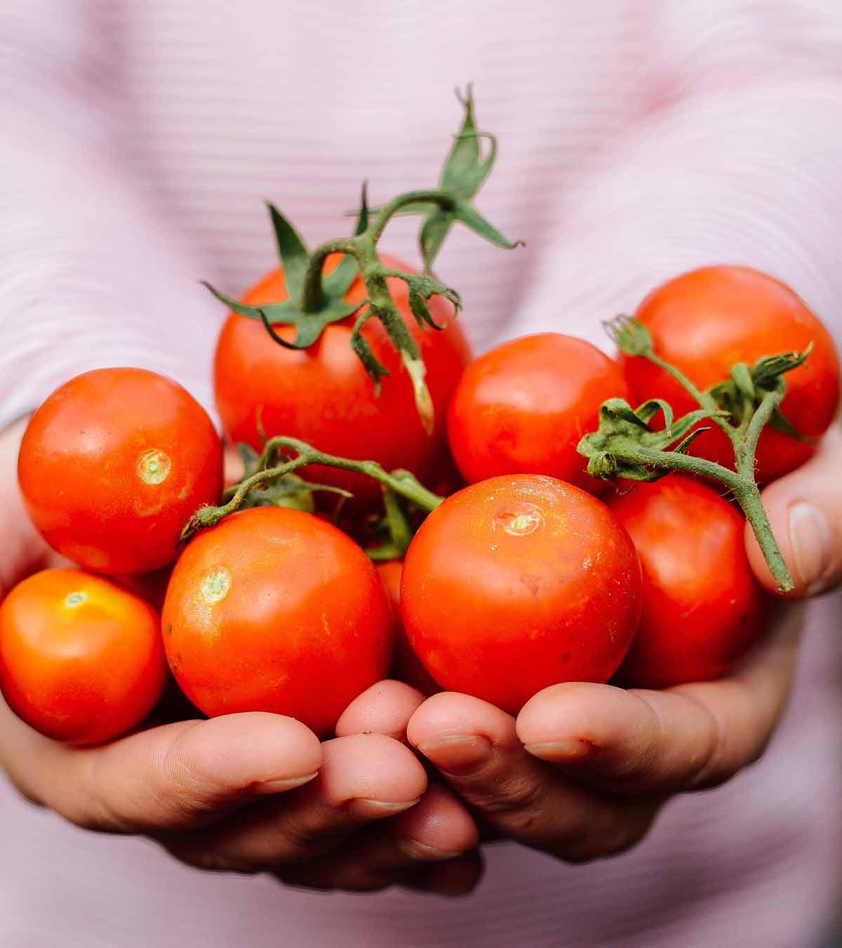 Tomatoes During Pregnancy: Possible Benefits And Risks