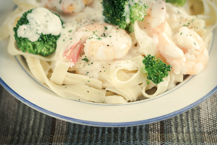 Shrimp fettucine alfredo pasta recipe for kids