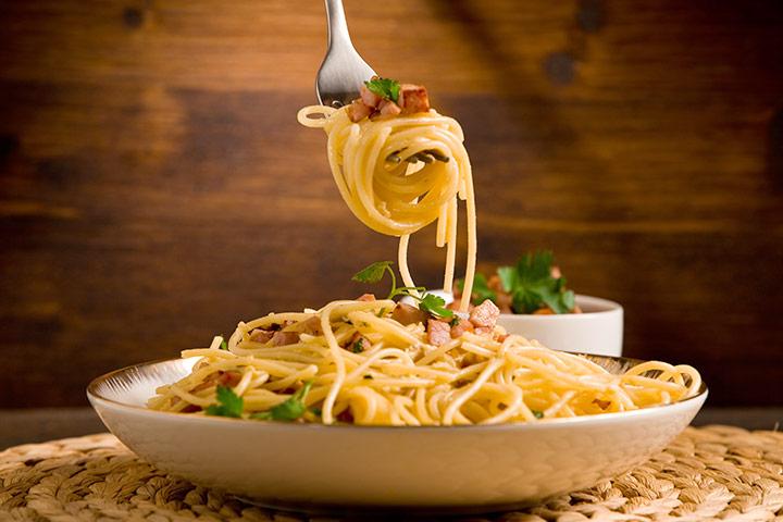 Spaghetti carbonara pasta recipe for kids