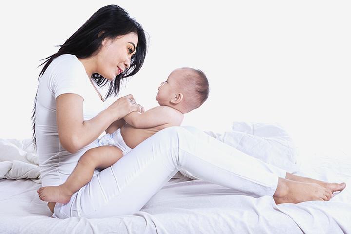 Singing activities for 4-month-old baby