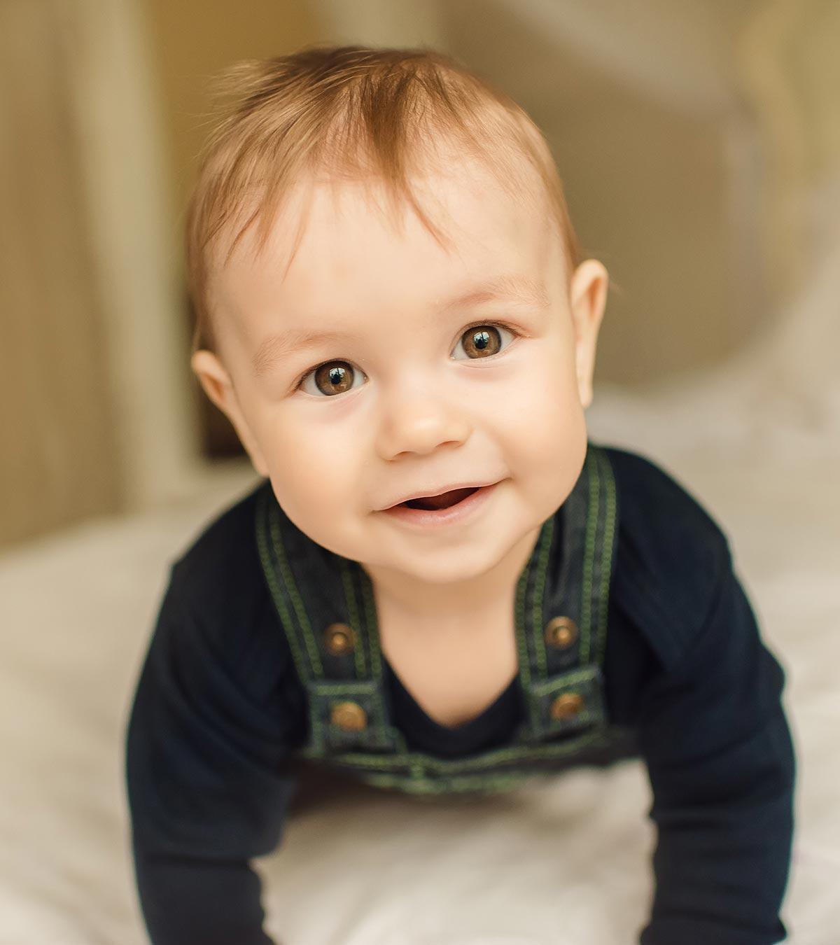 8 Month Old s Development Chart Milestones And Tips
