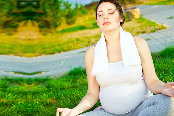 Yogic Ujjayi breathing in exercises during pregnancy