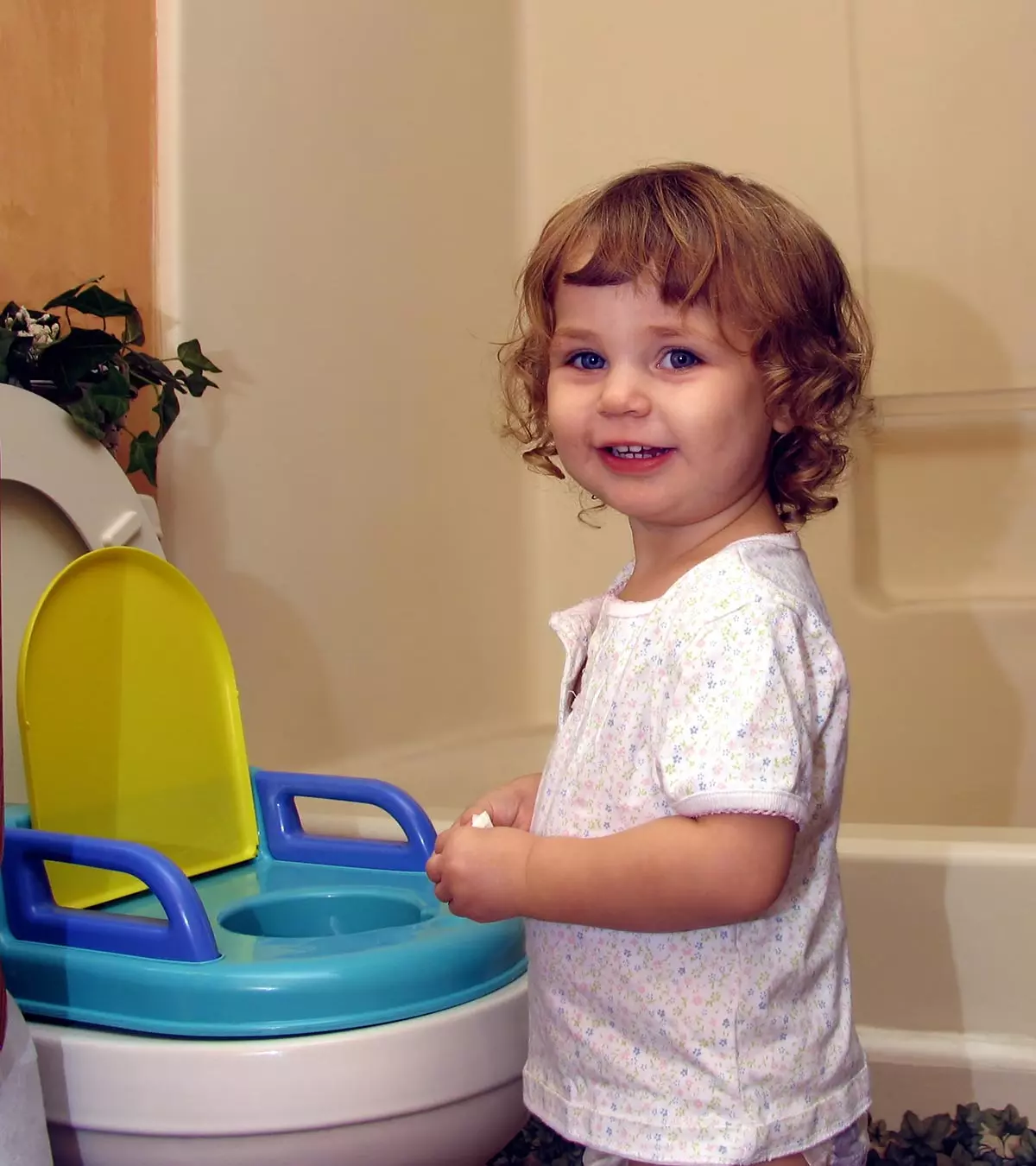 peeing potty training 11 Helpful Tips To Potty Train Your 3-Year-Old