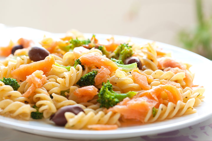 Curly salmon pasta recipe for toddlers