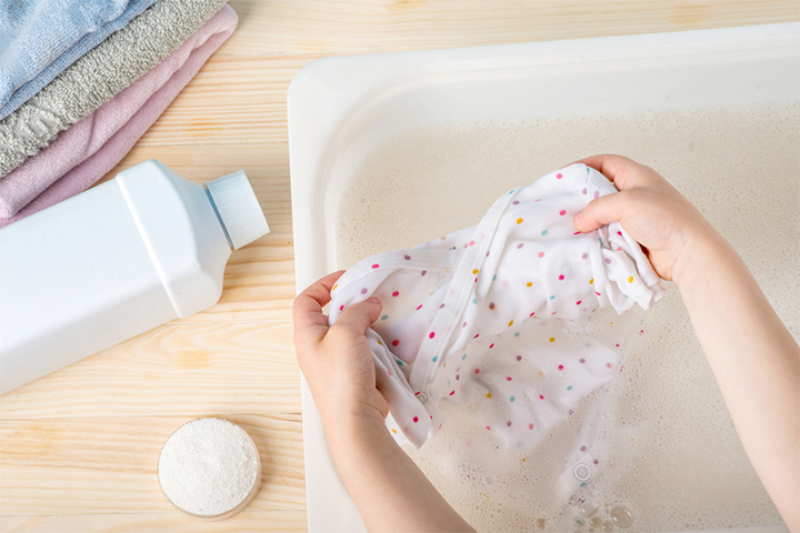 Wash your baby’s clothes in an antibacterial solution