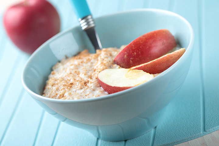 Apple, ragi, and oatmeal porridge breakfast recipe for toddlers