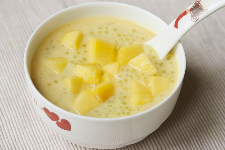 Sago and mango porridge breakfast recipe for toddlers