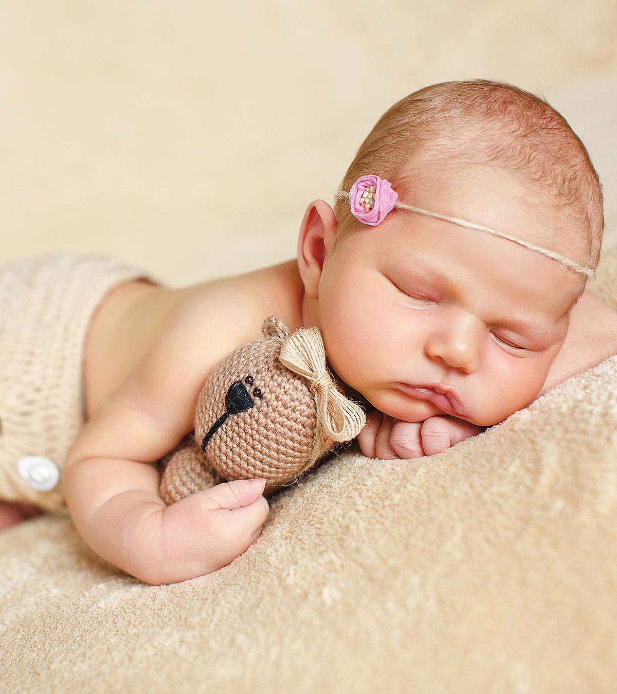 A cute baby is sleep