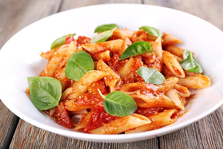 Pasta with no-cook tomato sauce dinner idea for teens