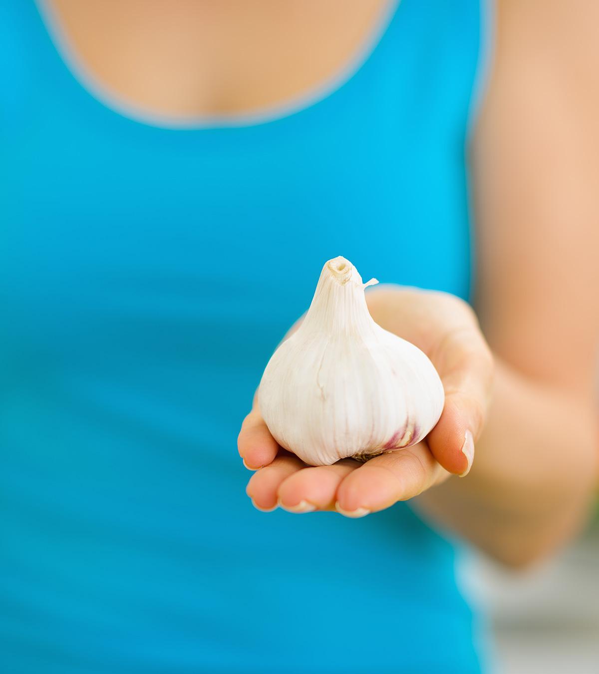 is it safe to eat garlic while breastfeeding?