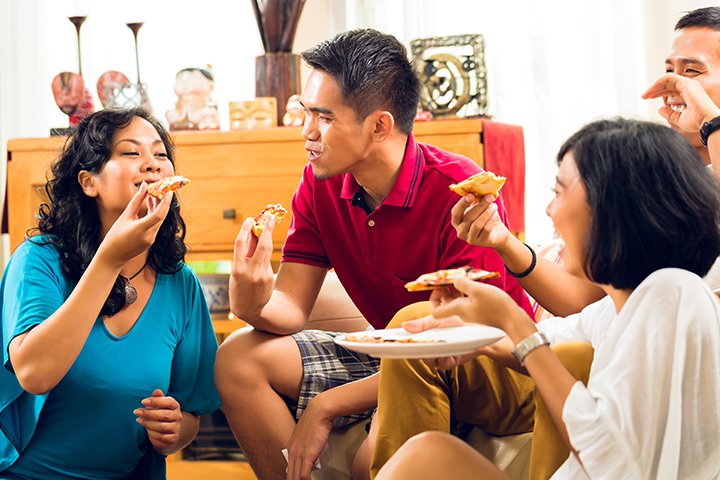 Pizza party as Friday activities for teens