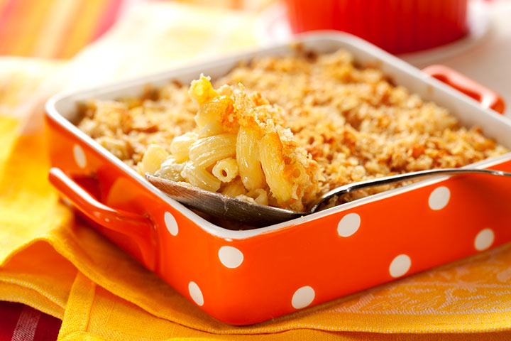 Baked Macaroni lunch idea for teens