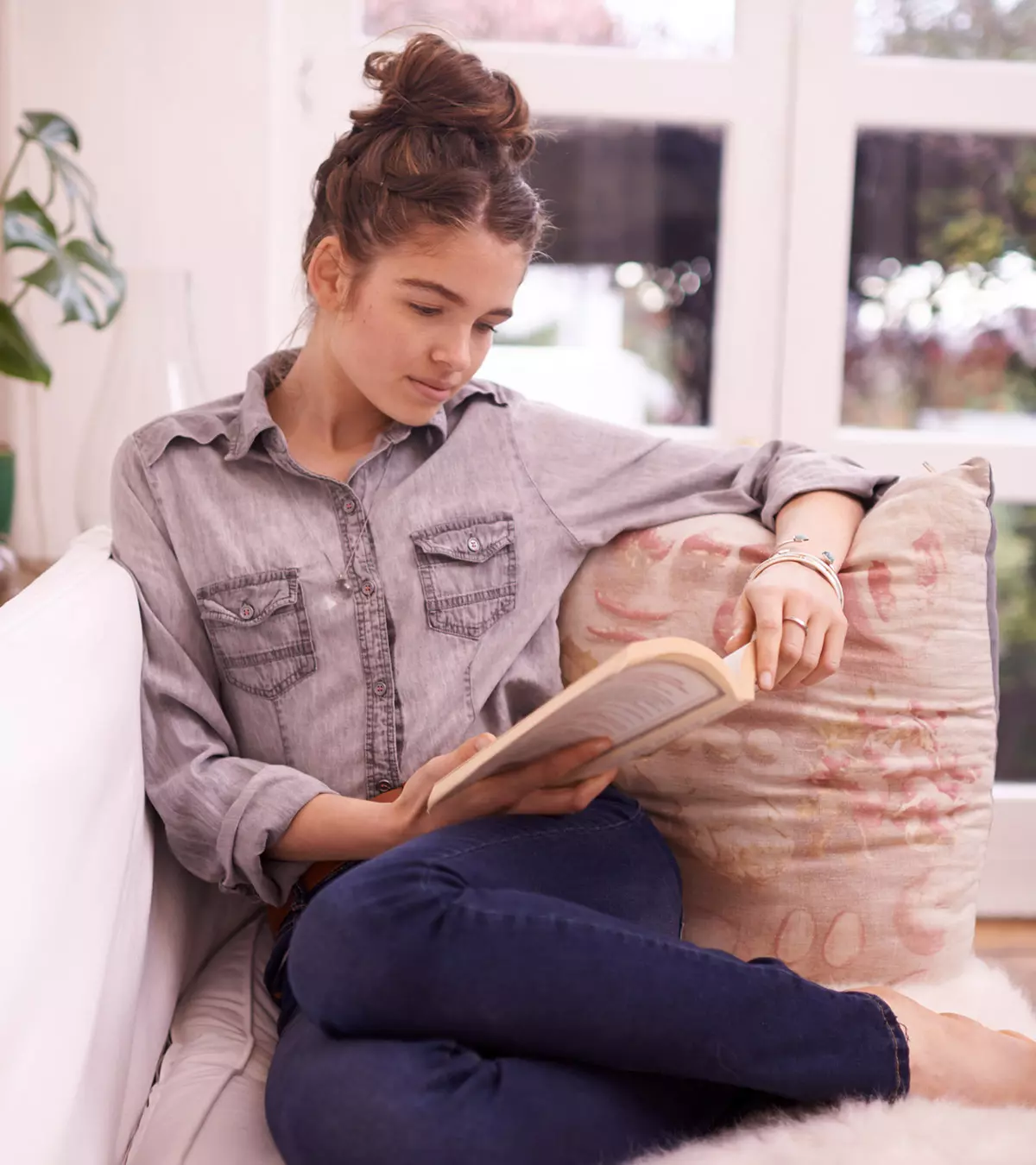 Classic Books For Teens: 15 Expert-Approved Timeless Novels, image size:1200x1350