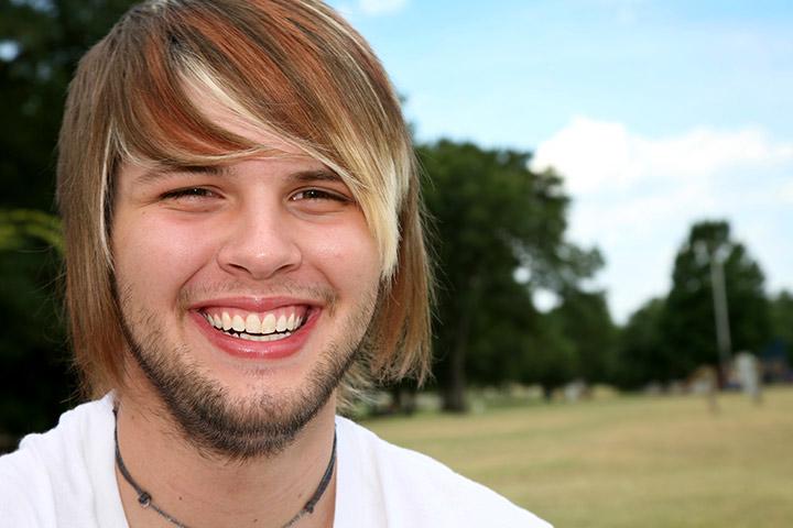 Bob cut fringe with streaks for teenage guys