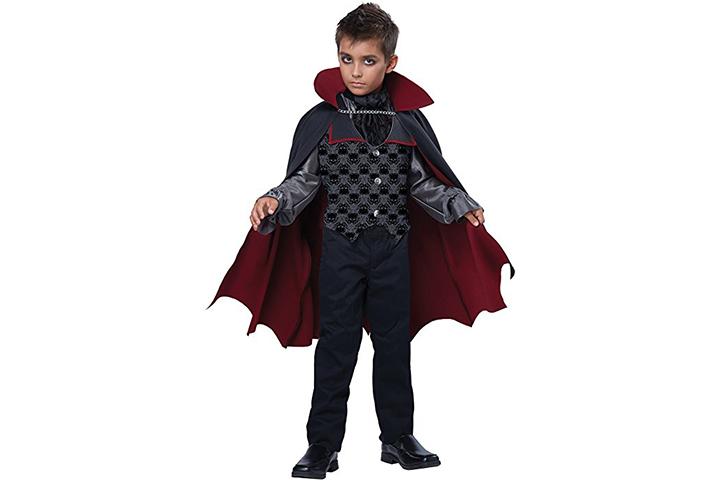 12 Terrific Vampire Costumes For Kids