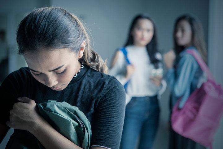 causes effects and solutions of teenage pregnancy