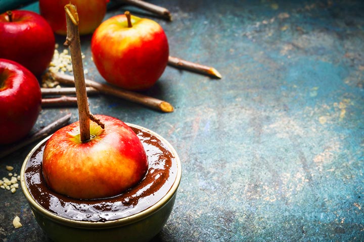 Drizzled chocolate apple dessert recipe for teens