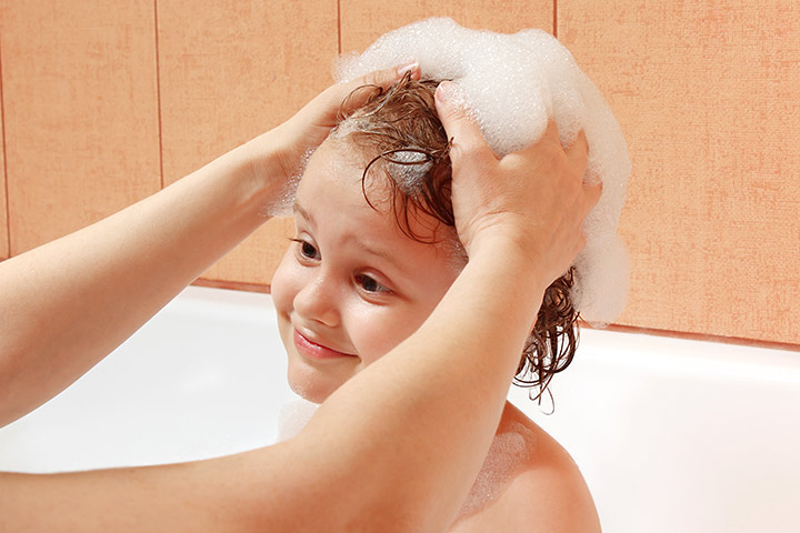 20 Best Anti Dandruff Shampoos For Kids To Buy In 2021