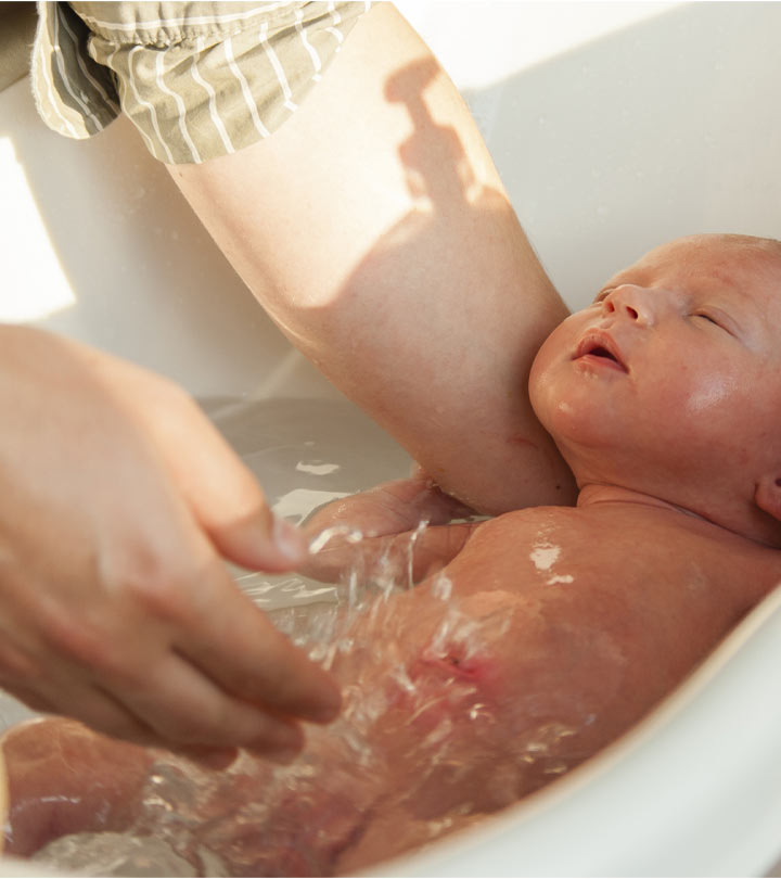 Newborns Have Many Benefits Through Delayed Bath