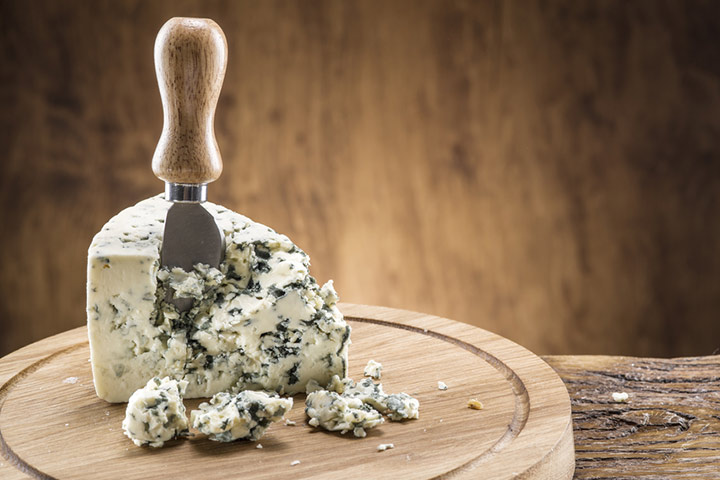 Consumption of blue-veined cheese during pregnancy