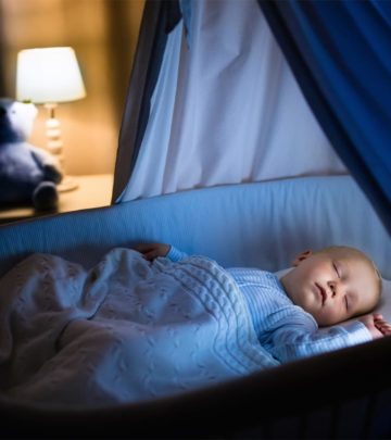Should Your Baby Sleep In A Bassinet?