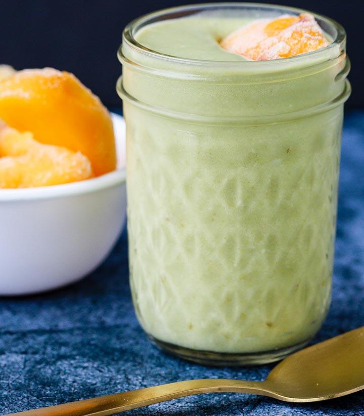 matcha-peach-smoothie