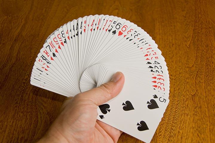 10 EASY CARD TRICKS YOU CAN DO