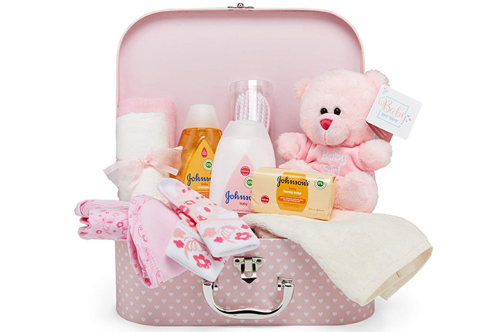 24 Best Newborn Baby Gifts In 2023, As Per Lifestyle Experts