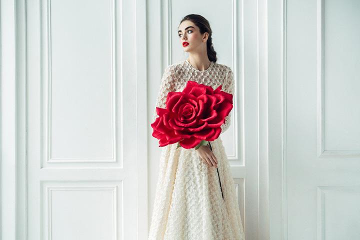 Whatsapp DP images for girls with a pretty dress