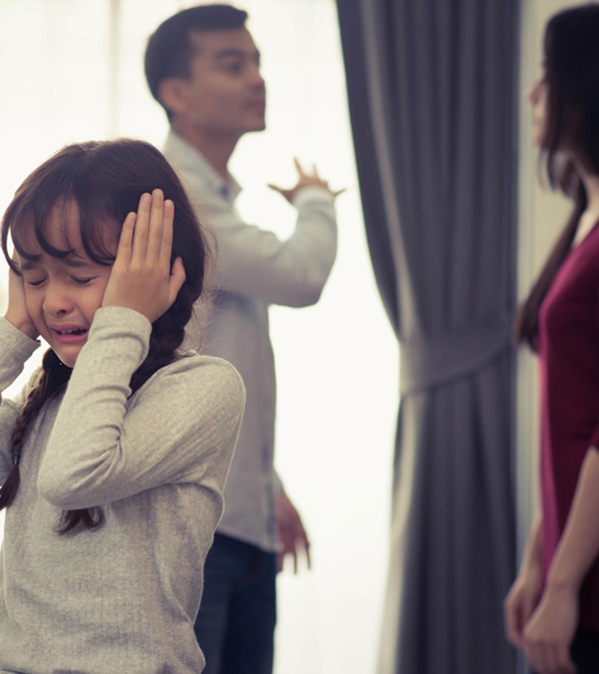 7 Signs Of Parental Alienation And Ways To Overcome It