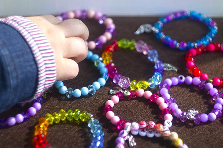 Girls Jewelry Making Beading, Arts and Crafts, Interlocking Click Beads,  Travel Toy, Toddlers and Kids Age 4-6, 5-8, Christmas Toy -  Sweden