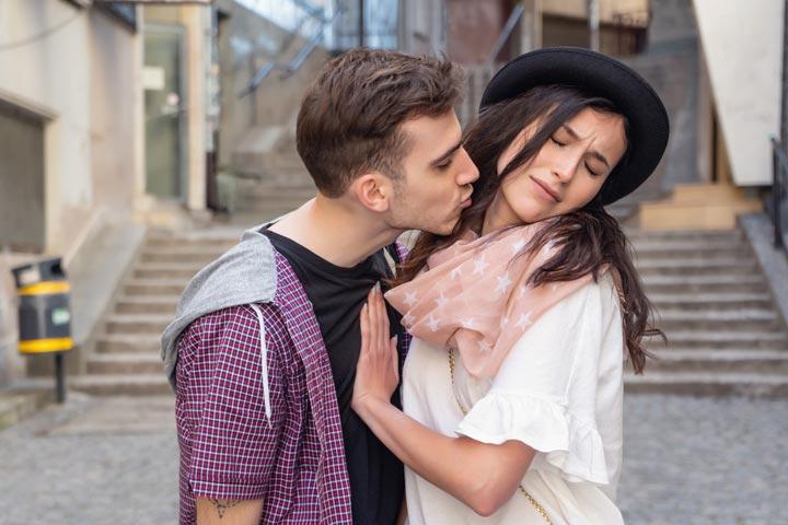 Obsessive Love Disorder (OLD) Signs, Causes &amp; How To Deal