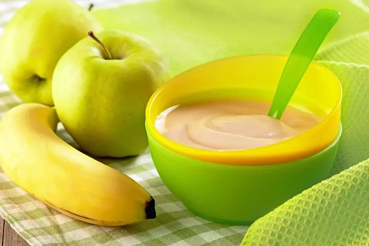 Banana and apple puree for babies