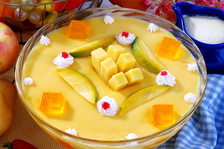 Tropical mango and passionfruit custard for babies