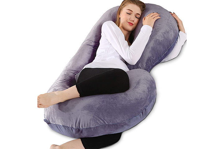 https://www.momjunction.com/wp-content/uploads/2020/11/Chilling-Home-Pregnancy-Pillows.jpg