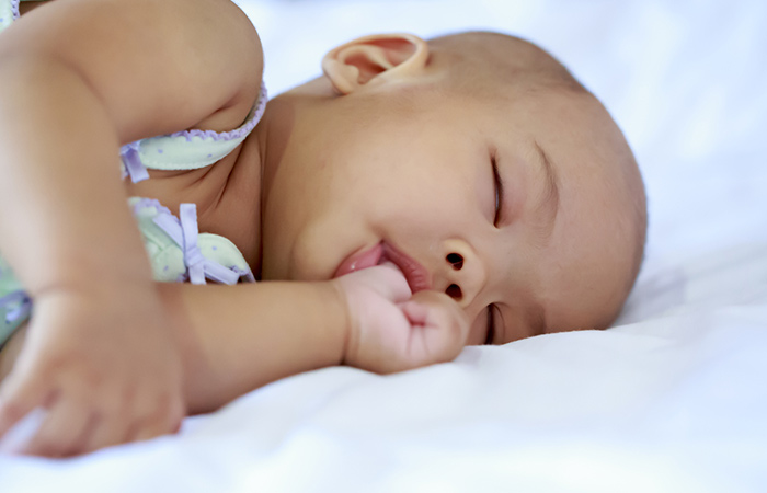 When Do Babies Develop Sucking Reflex?