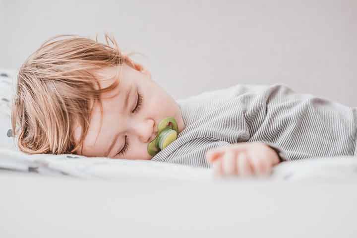 Extra Tips To Follow When Sleep Training Your Baby
