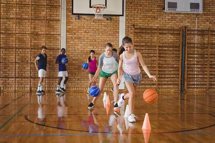 Basketball Games to Play With Two or Three People - SportsRec