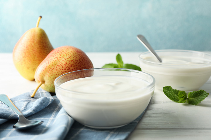How to make pear yogurt for babies