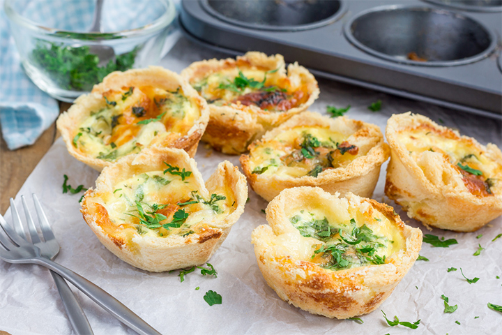 Mini quiches cooking activity for kids