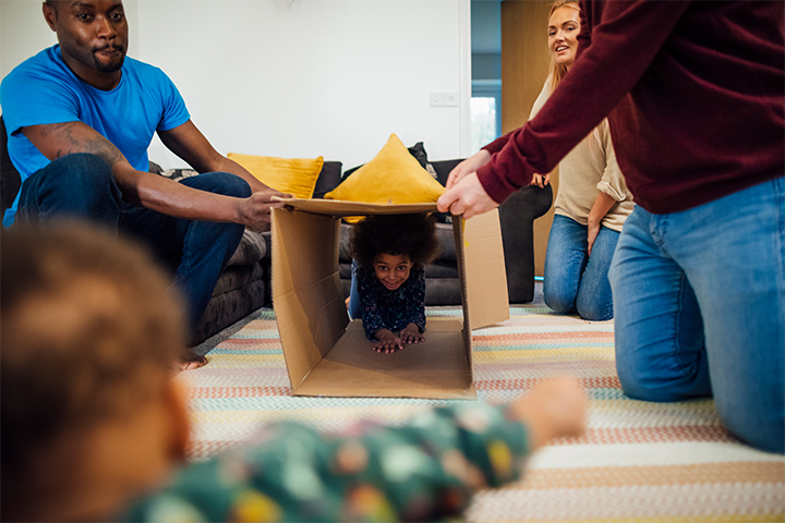 Make a tunnel out of cardboard box at home
