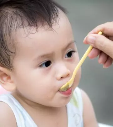 6 महीने के बच्चे को कब और क्या खिलाएं? | 6 Month Baby Food Recipes And Chart In Hindi