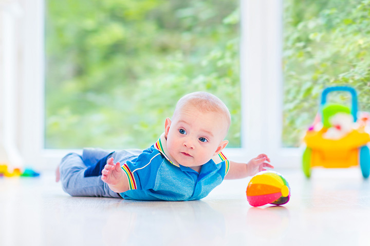 Diy sensory bag games as gross motor activities for infants