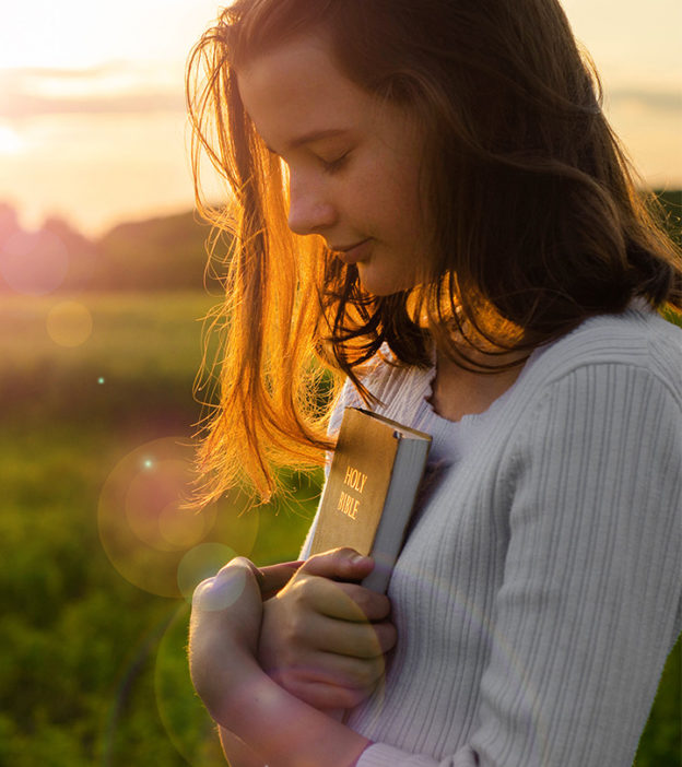 15 Strong And Powerful Prayers For Teenagers' Well-Being