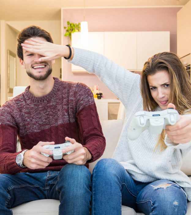 21 Best Couch Co-Op Games For Couples