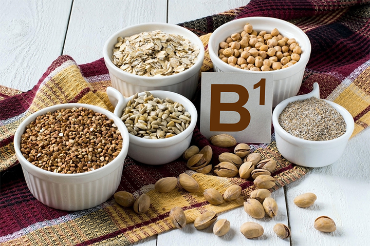 Nuts and seeds are a rich source of Vitamin B1 for kids