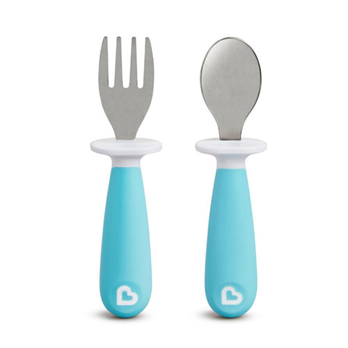 https://www.momjunction.com/wp-content/uploads/2022/07/Munchkin-Toddler-Forks-And-Spoons.jpg